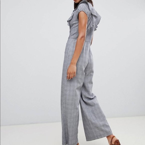 ASOS Current Air Check Plaid Jumpsuit Pants Short Sleeve Ruffle Deep V Neck M - Picture 3 of 16